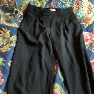 Aritzia slacks